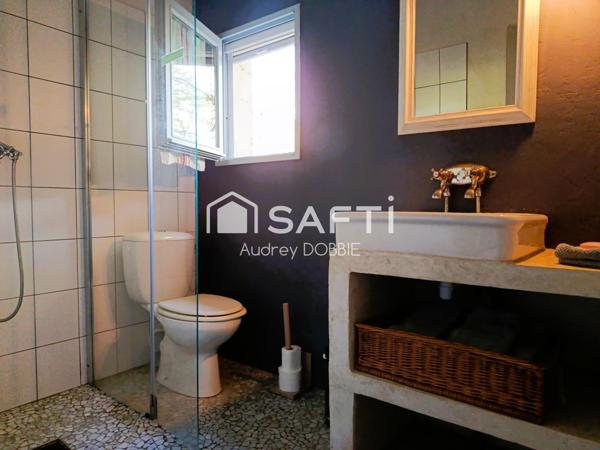 07110 : Mas authentique avec piscine et jardin de 3000 m²