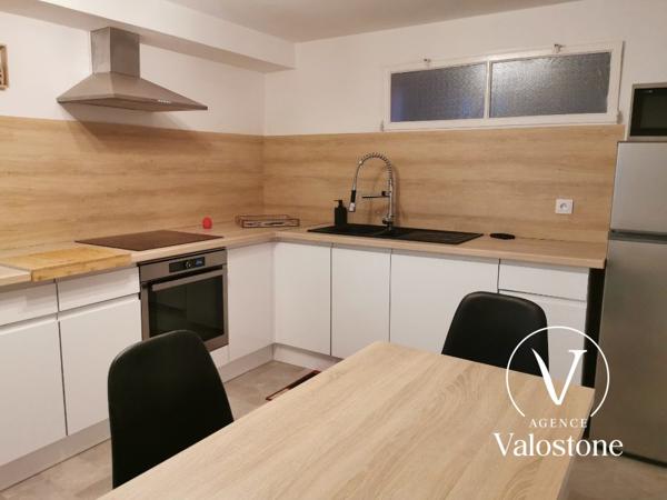 Ensemble immobilier rénové – Maison + 2 appartements– Sur Hagetmau