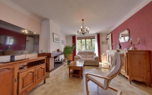 Maison à vendre    4 pièces • 87,93 m2 Le Blanc-Mesnil