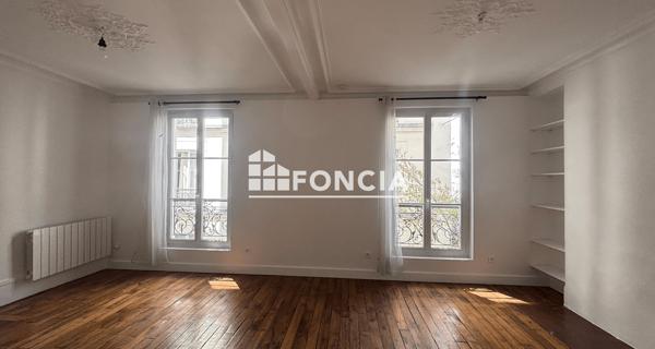 Location Studio 32.33 m² - Paris 75017
