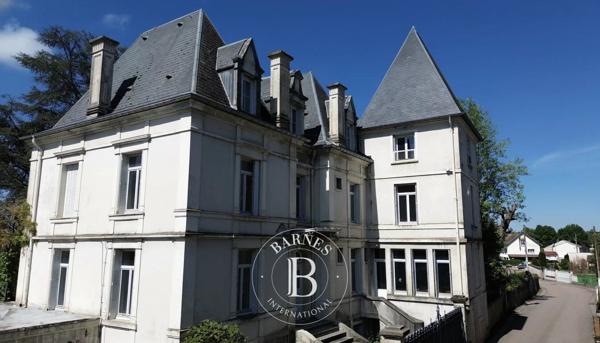Châtel-sur-Moselle, Propriété 7 Chambres -  318 m² à vendre