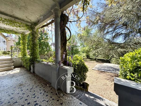 Châtel-sur-Moselle, Propriété 7 Chambres -  318 m² à vendre