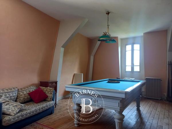 La Roche-Posay, Hôtel particulier 7 Chambres -  218 m² à vendre