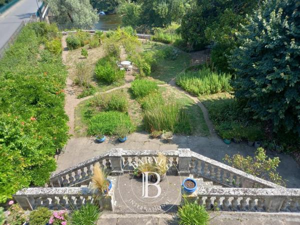 La Roche-Posay, Hôtel particulier 7 Chambres -  218 m² à vendre