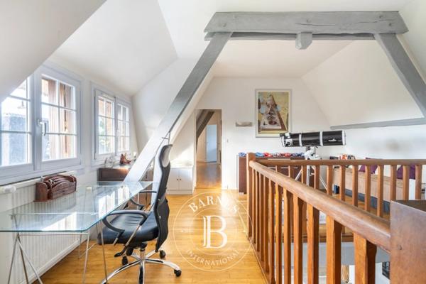 Thoiry, Maison 4 Chambres -  196 m² à vendre