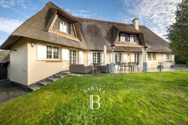 Thoiry, Maison 4 Chambres -  196 m² à vendre