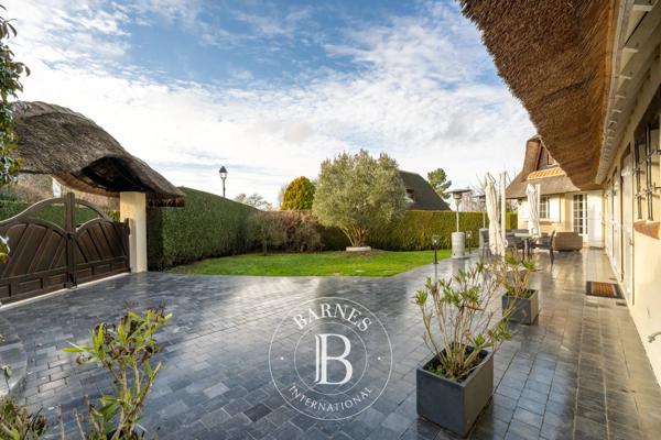 Thoiry, Maison 4 Chambres -  196 m² à vendre