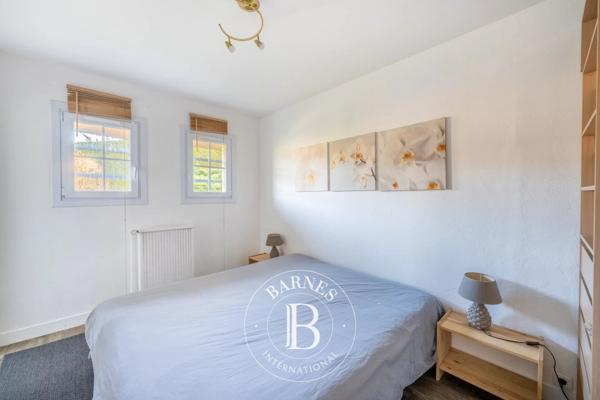 Thoiry, Maison 4 Chambres -  196 m² à vendre