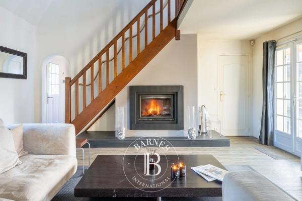 Thoiry, Maison 4 Chambres -  196 m² à vendre