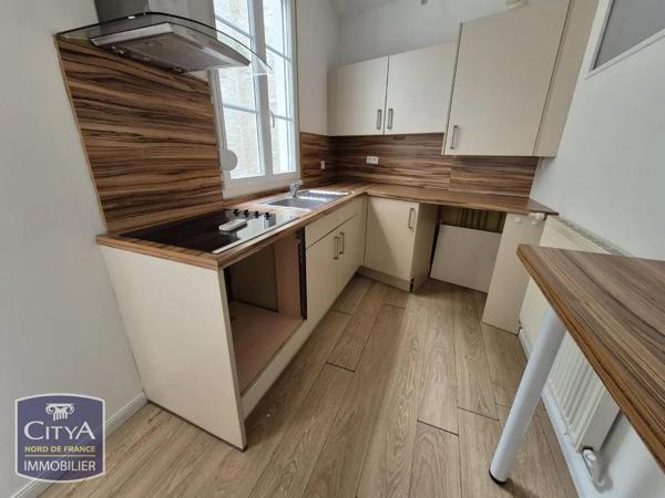 Appartement à louer 2 pièces 62m² Cambrai (59400)