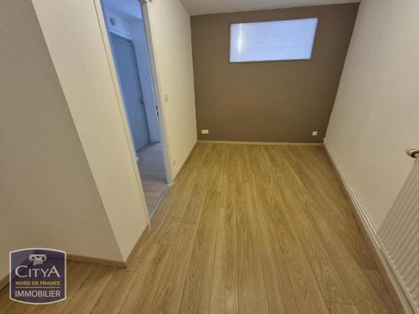 Appartement à louer 2 pièces 62m² Cambrai (59400)