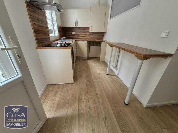Appartement à louer 2 pièces 62m² Cambrai (59400)