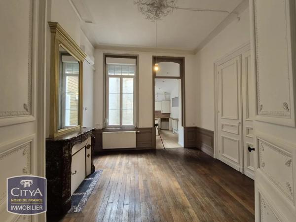 Appartement à louer 2 pièces 62m² Cambrai (59400)