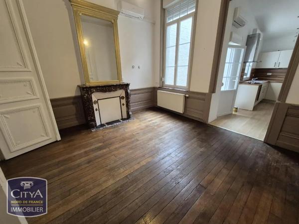 Appartement à louer 2 pièces 62m² Cambrai (59400)