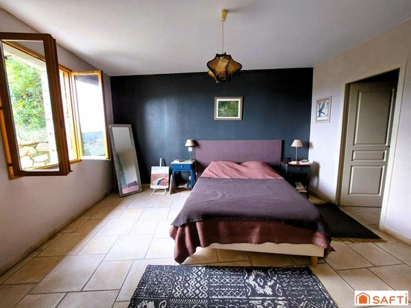 07140 :  Maison pierre avec vue panoramique