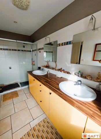 07140 :  Maison pierre avec vue panoramique