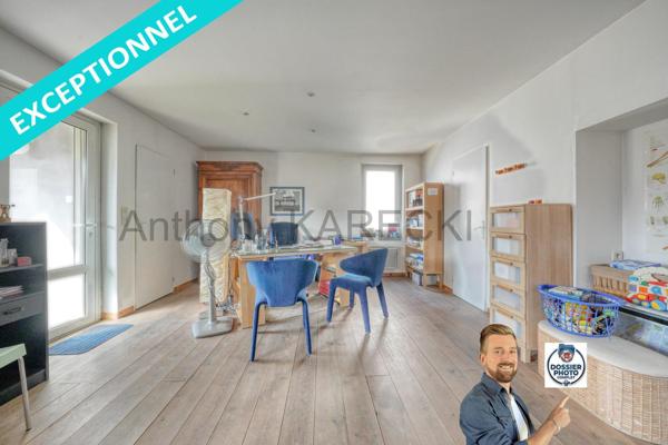 Monopropriété avec au rez de chaussé 54m² et 57m² à l'étage + 360m² de parking
