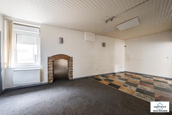 Local/bureau et appartement à vendre DIJON (21) secteur Transvaal avec belle visibilité