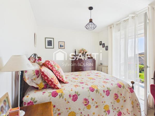 Maison d’architecte 230m2 avec 7 pièces et piscine