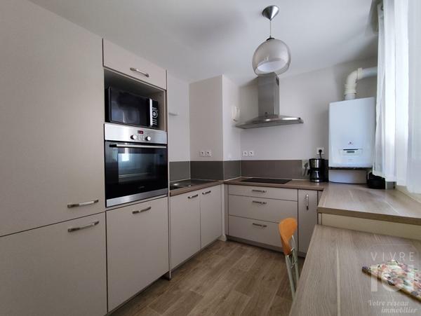 À VENDRE ORVAULT BOURG T4 CONFIGURÉ EN T3 AVEC SUPERBE PIÈCE DE VIE DE 40 m² !
