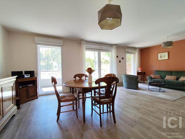 À VENDRE ORVAULT BOURG T4 CONFIGURÉ EN T3 AVEC SUPERBE PIÈCE DE VIE DE 40 m² !
