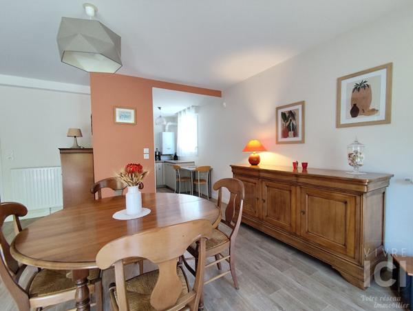 À VENDRE ORVAULT BOURG T4 CONFIGURÉ EN T3 AVEC SUPERBE PIÈCE DE VIE DE 40 m² !