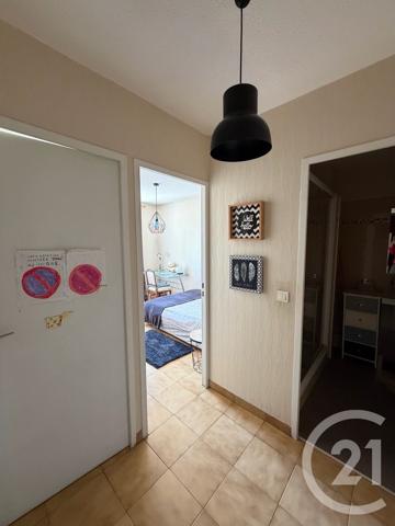 Appartement T4 à vendre  4 pièces - 75,74 m 2   MARSEILLE  - 13009