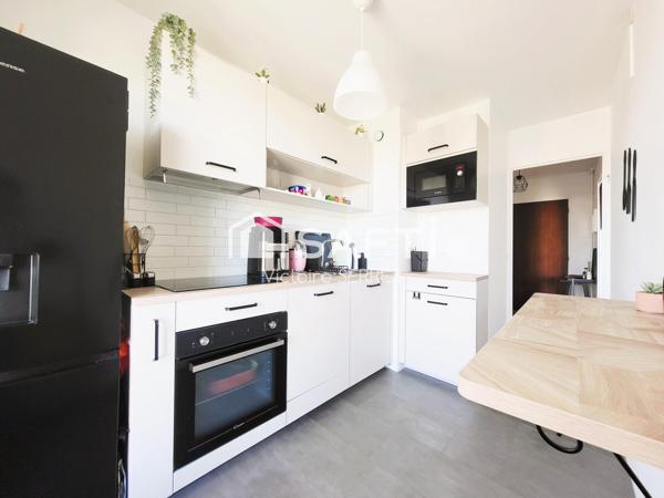 Joli appartement T2 avec balcon - refait à neuf - à pieds du centre ville de Caen