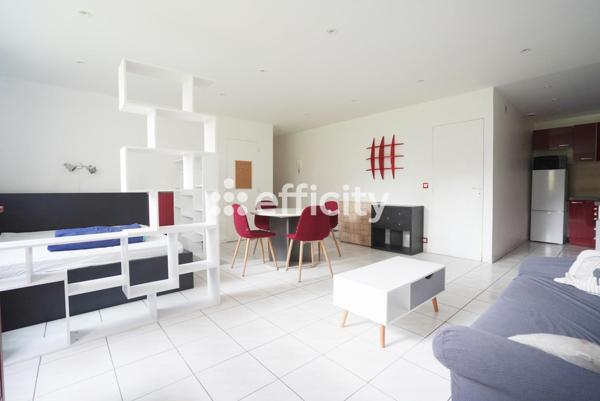 Appartement
         1 pièce
        - 43 m² Exclusivité 155 000 € *