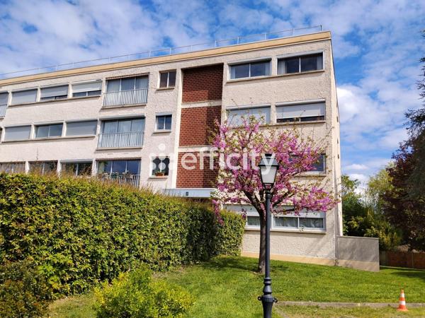 Appartement
         1 pièce
        - 43 m² Exclusivité 155 000 € *