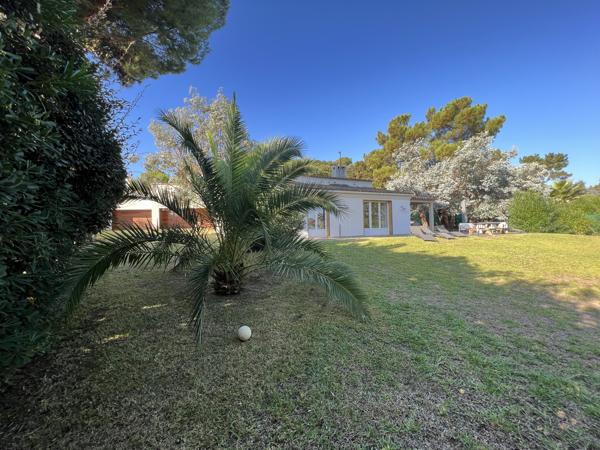 Villa 7 pièce(s) 6 chambre(s) 174 m²