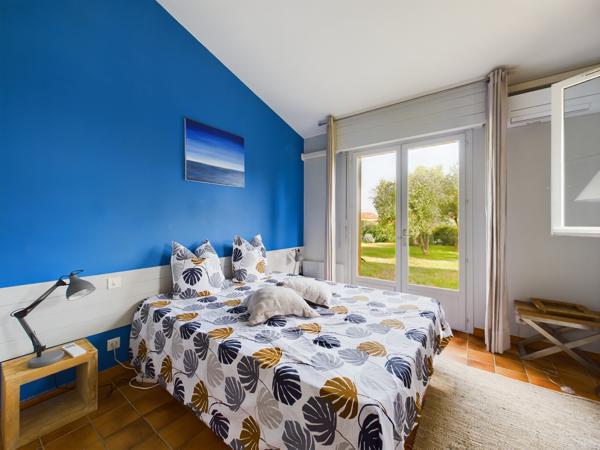 Villa 7 pièce(s) 6 chambre(s) 174 m²