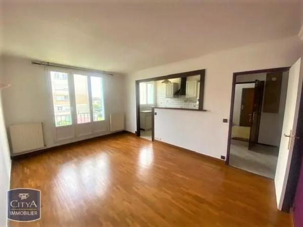 Appartement à louer 3 pièces 56.85m² Châteauroux (36000)