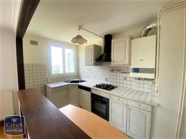 Appartement à louer 3 pièces 56.85m² Châteauroux (36000)