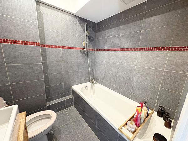 COUP DE COEUR - Duplex avec piscine et parking - Villeneuve-Loubet