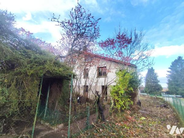 Maison d'habitation avec dépendance & jardin