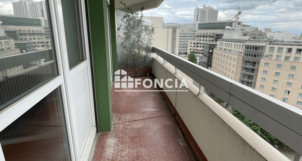 Location Appartement 2 pièces 49.77 m² - Paris 75015
