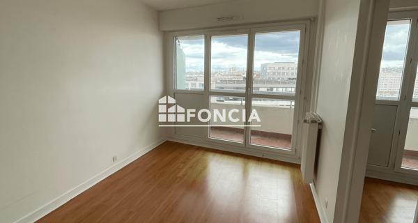 Location Appartement 2 pièces 49.77 m² - Paris 75015