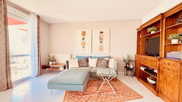Appartement
         3 pièces
        - 62 m² Exclusivité 290 000 € *