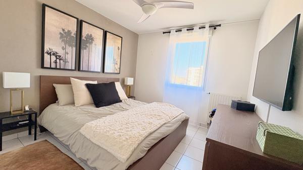 Appartement
         3 pièces
        - 62 m² Exclusivité 290 000 € *