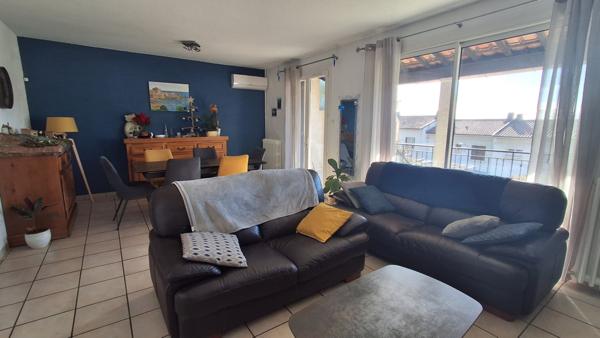 Septèmes-les-Vallons (13240) Pavillon type 4 Mitoyen + garage