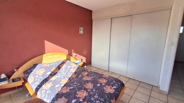 Septèmes-les-Vallons (13240) Pavillon type 4 Mitoyen + garage