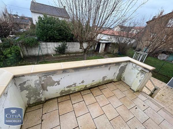 Appartement à louer 3 pièces 87m²