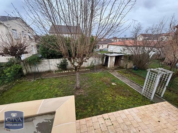 Appartement à louer 3 pièces 87m²