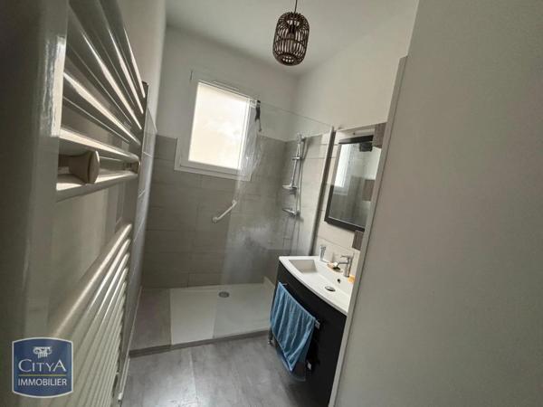 Appartement à louer 3 pièces 87m²