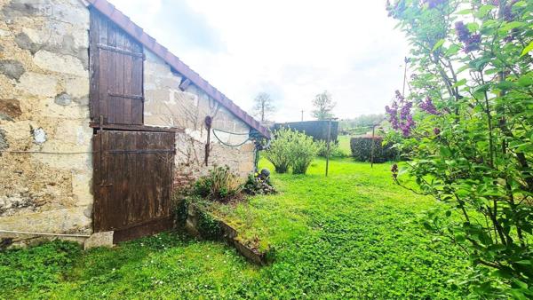 Maison à vendre à Azé dans le Loir-et-Cher (41100), ref : 072/1814