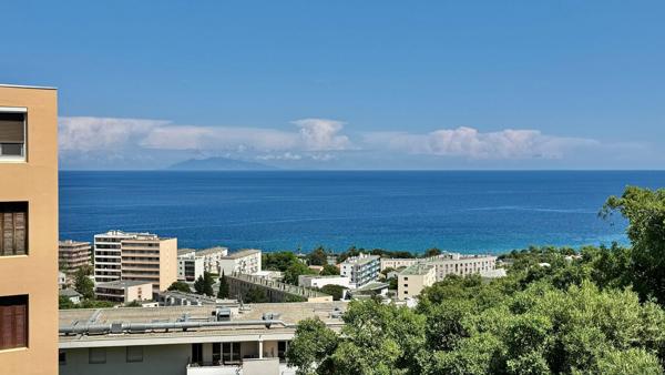 Appartement Duplex à vendre 5 pièces BASTIA (20) 118m² loi Carrez- 155m² au sol- VUE MER