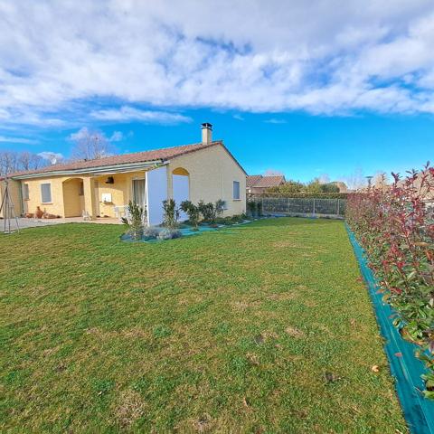 A VENDRE LAVELANET VIAGER OCCUPE / MAISON PLAIN PIED / JARDIN / GARAGE