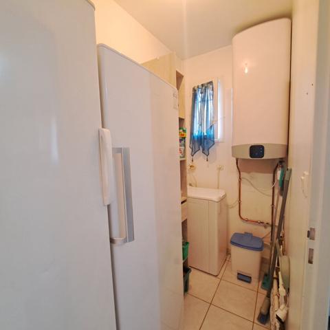 A VENDRE LAVELANET VIAGER OCCUPE / MAISON PLAIN PIED / JARDIN / GARAGE