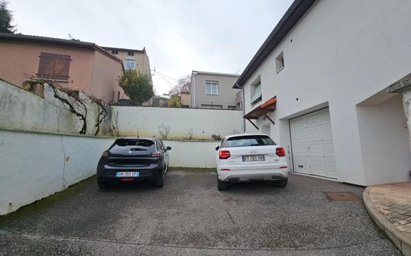 Maison à vendre    5 pièces • 132,44 m2 Saint-Étienne